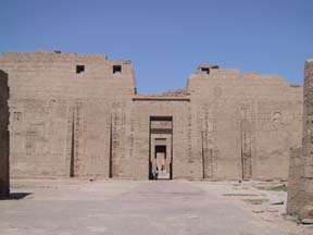 ラムセス３世葬神殿